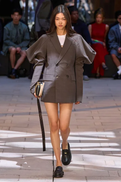 Look 59